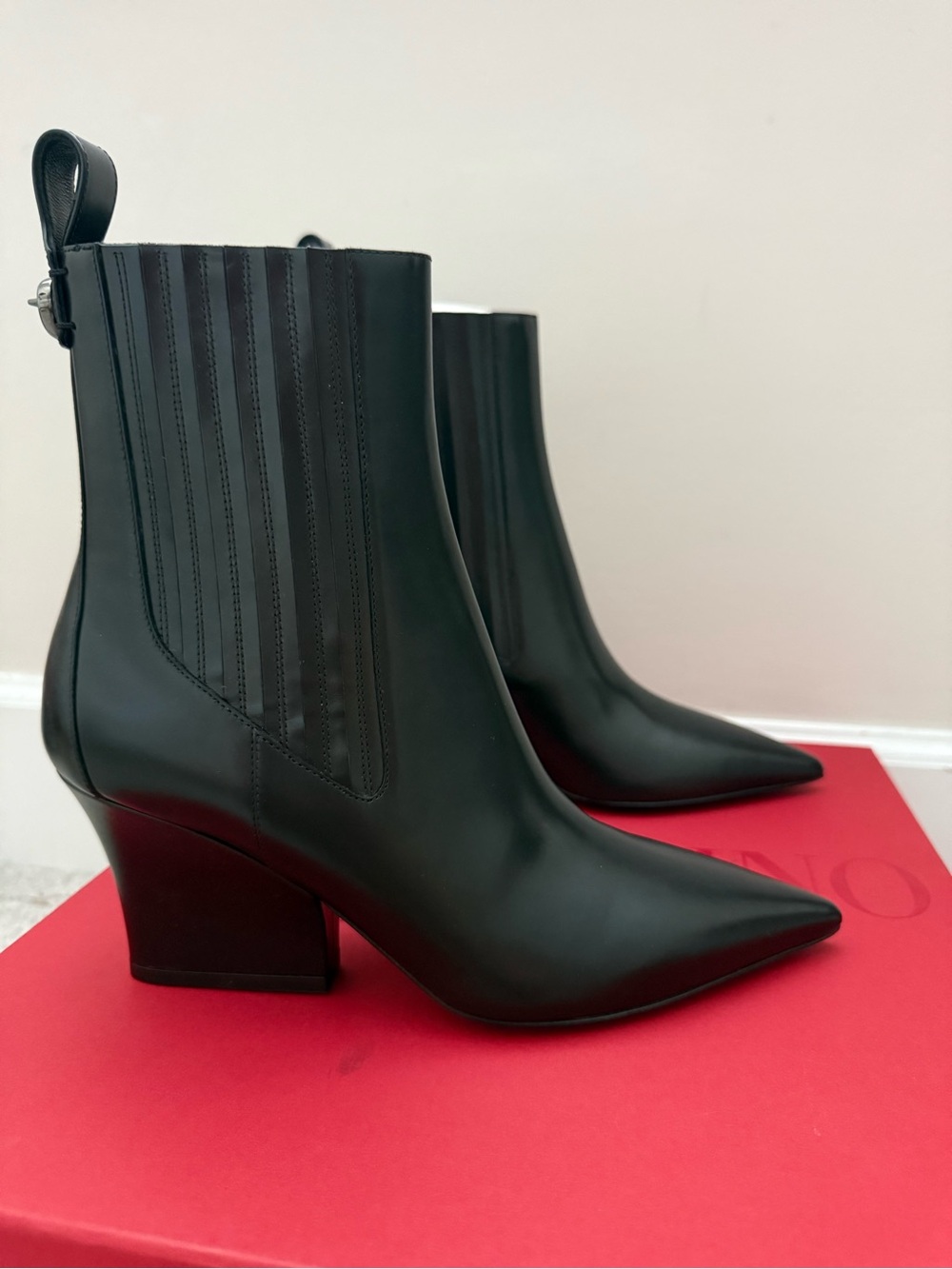 Valentino Garavani Black Pointed Leather Ankle Boots